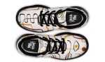 Chunkysneakers-105AbstractLineDrawing04499-BW-YWV-STR6.jpg